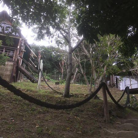 Amapondo Backpacker Lodge Port Saint Johnʼs Exterior foto