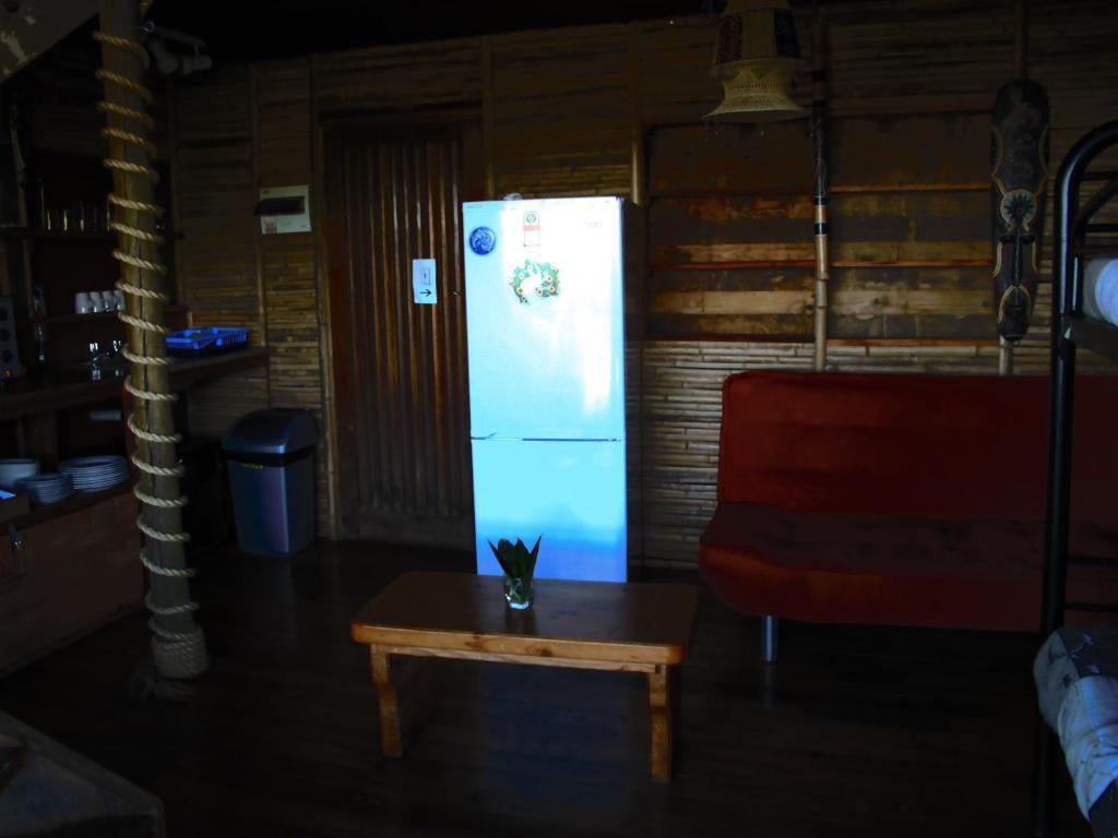 Amapondo Backpacker Lodge Port Saint Johnʼs Exterior foto